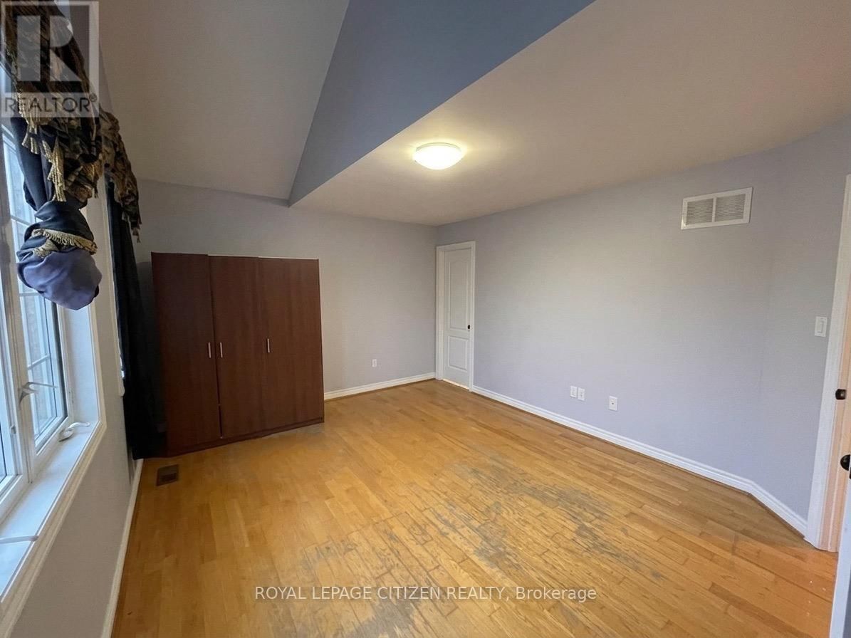 97 CHARTWAY BOULEVARD Image 5