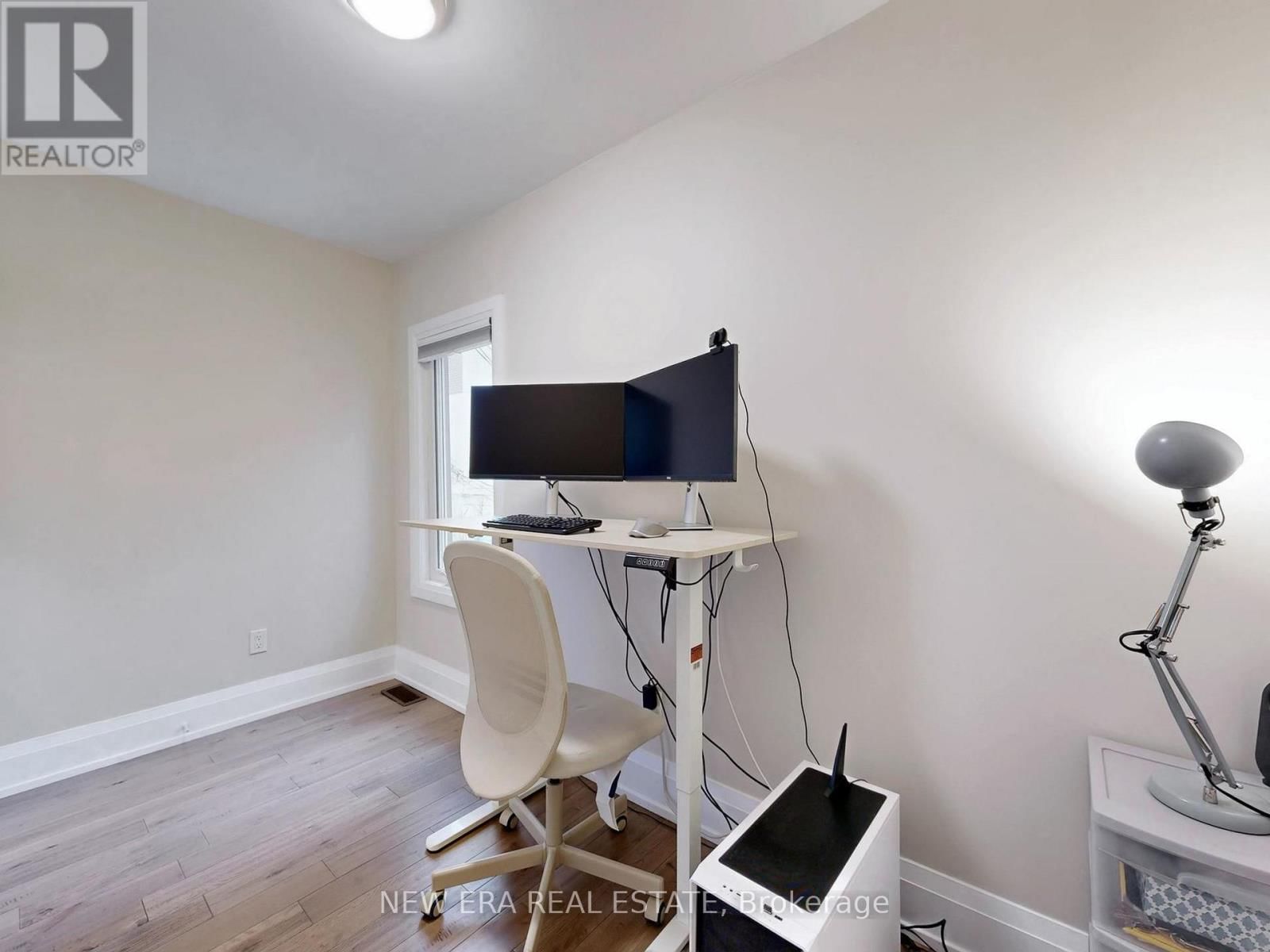 75 LAING STREET Image 25