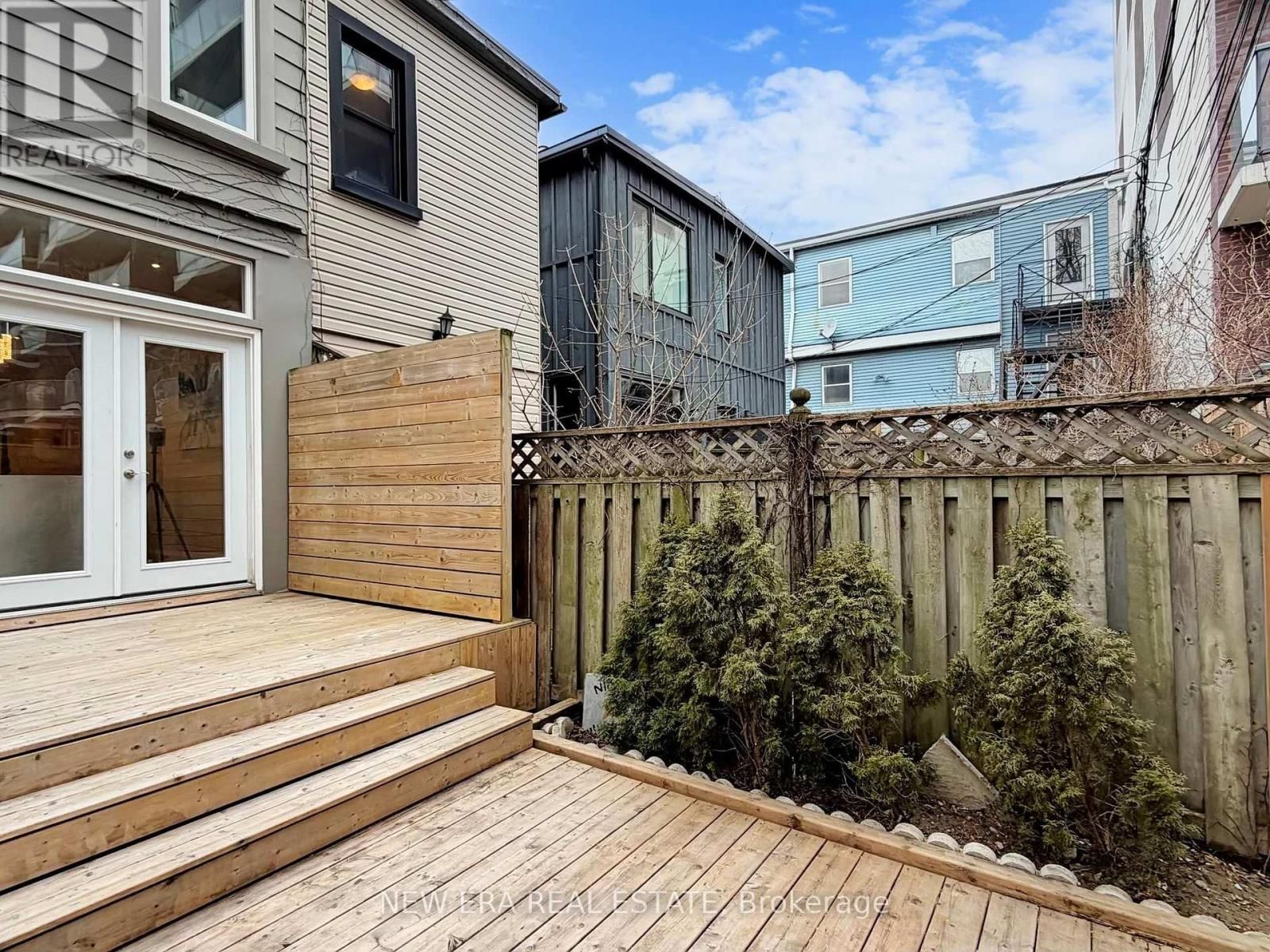 75 LAING STREET Image 34