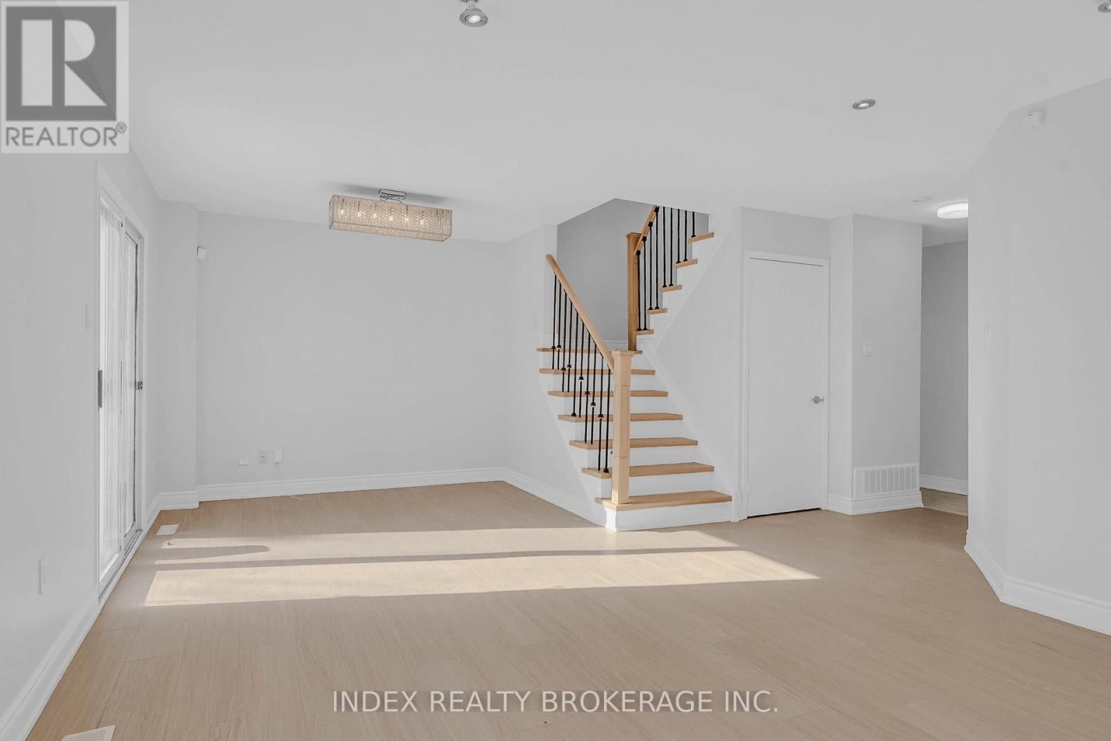 23 DREW COURT Image 13