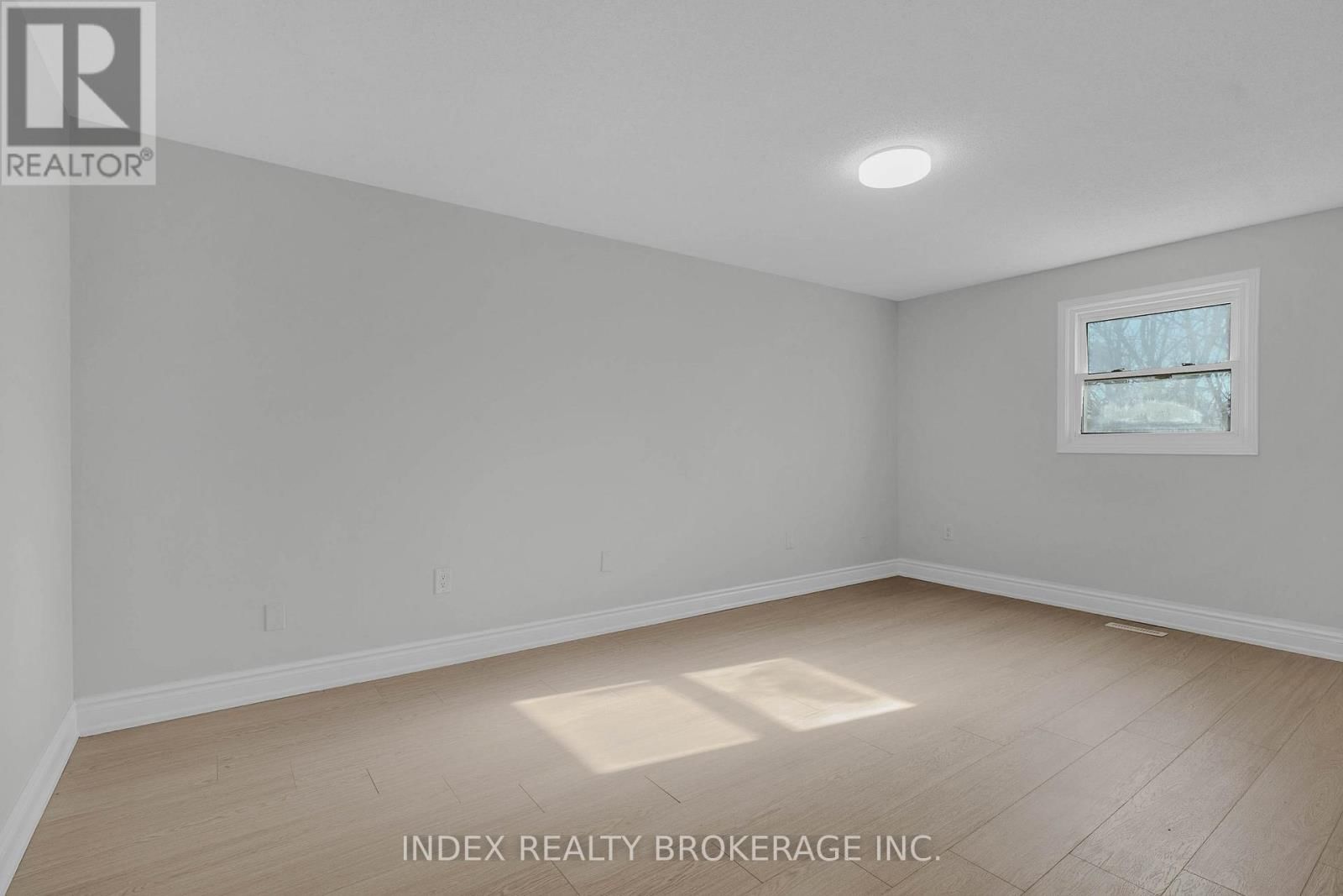 23 DREW COURT Image 18