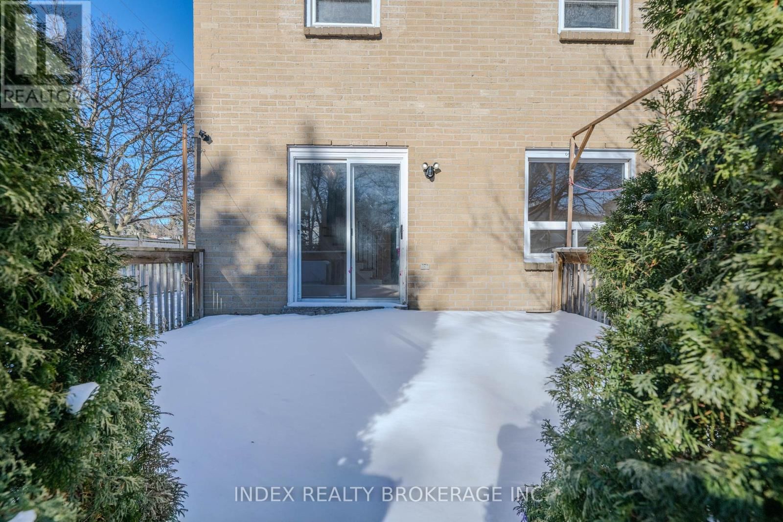 23 DREW COURT Image 35