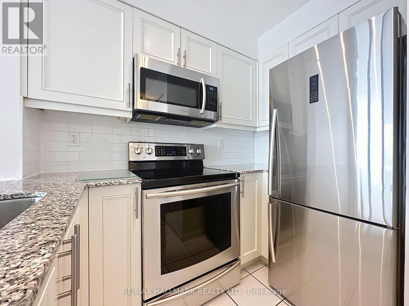 208 - 340 WATSON STREET WEST Image 7