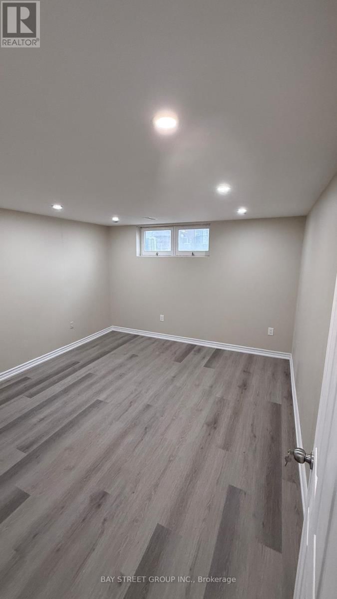 Basement B - 3 SHELDONBURY CRESCENT Image 4