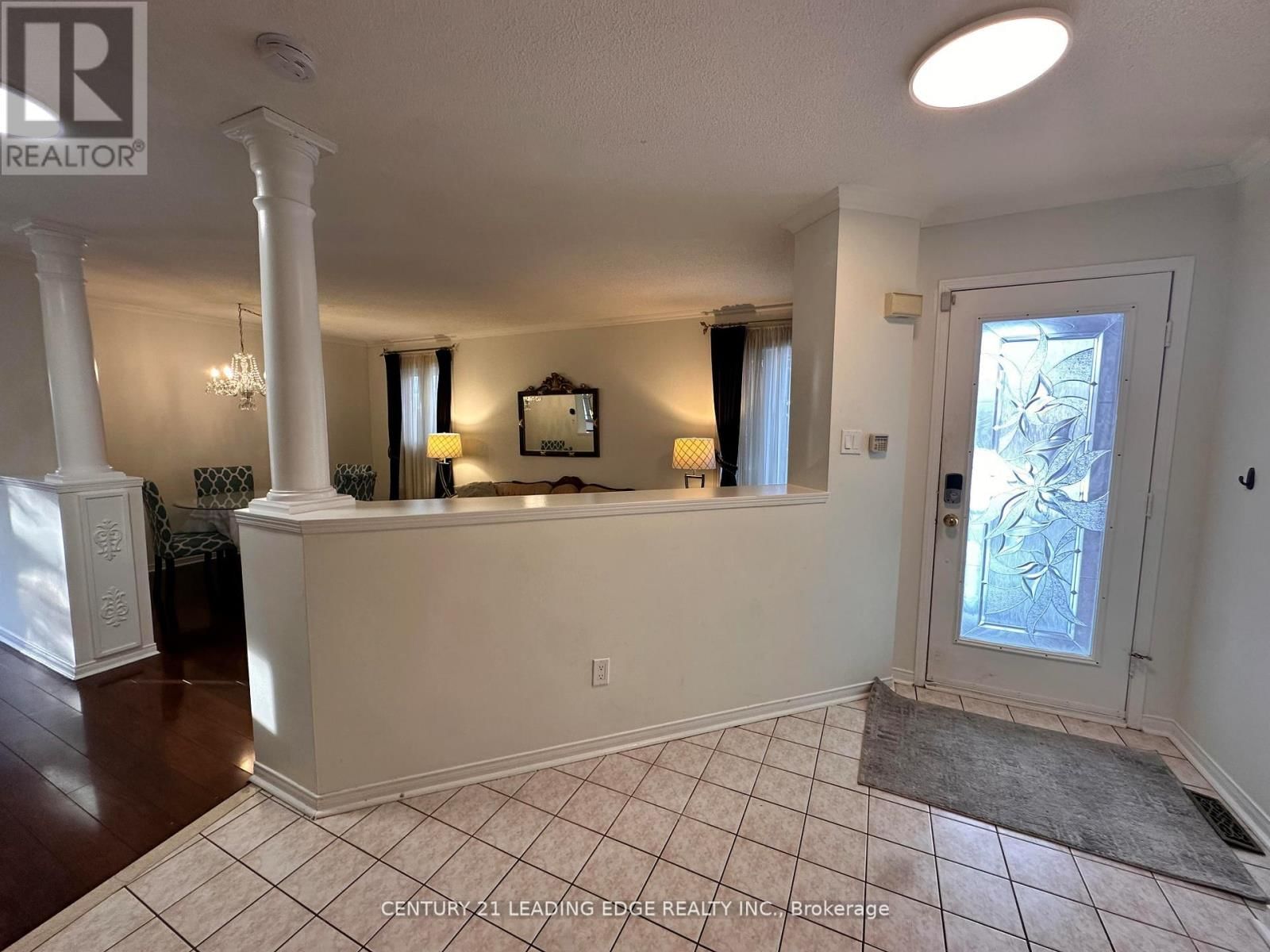 Main - 2 VINTAGE DRIVE Image 3