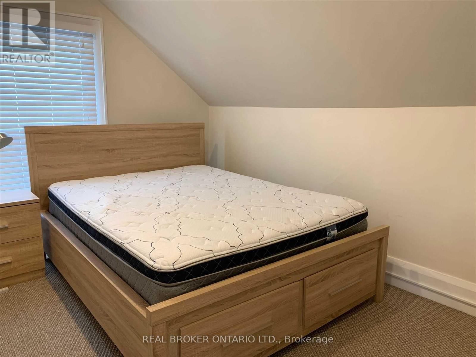 Unit #3 - 113 KING STREET EAST Image 7