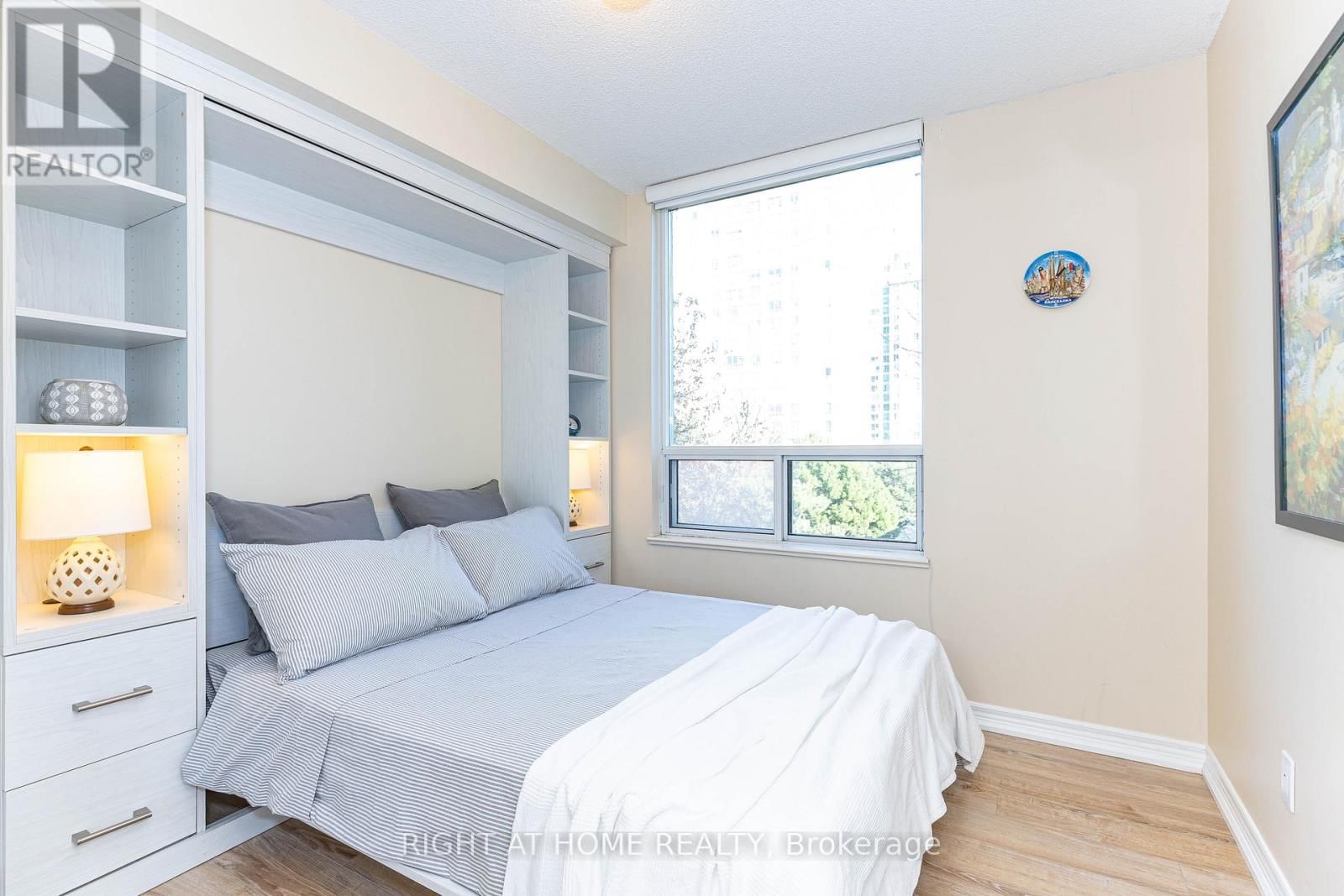 332 - 68 CORPORATE DRIVE Image 20