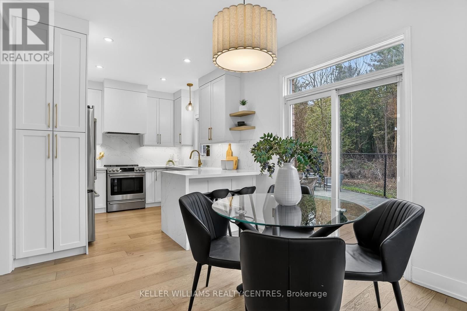 370 STROUDS LANE Image 7