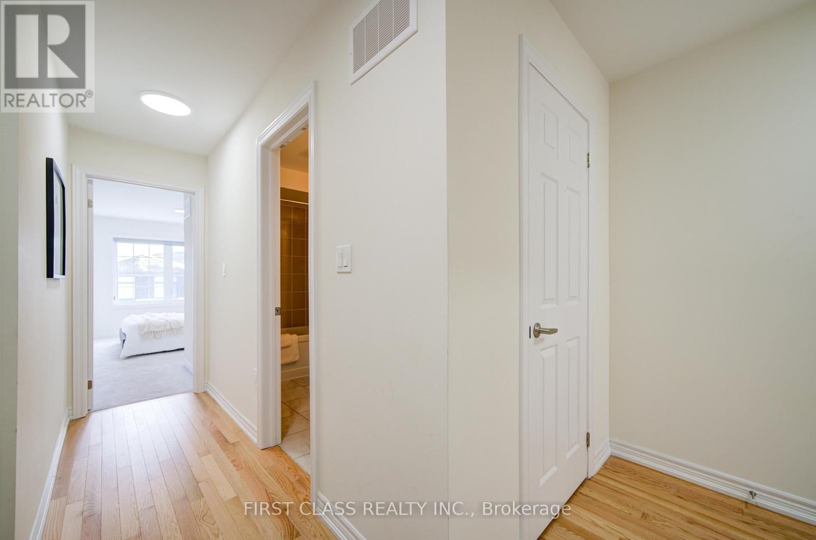 968 CORMORANT PATH Image 23