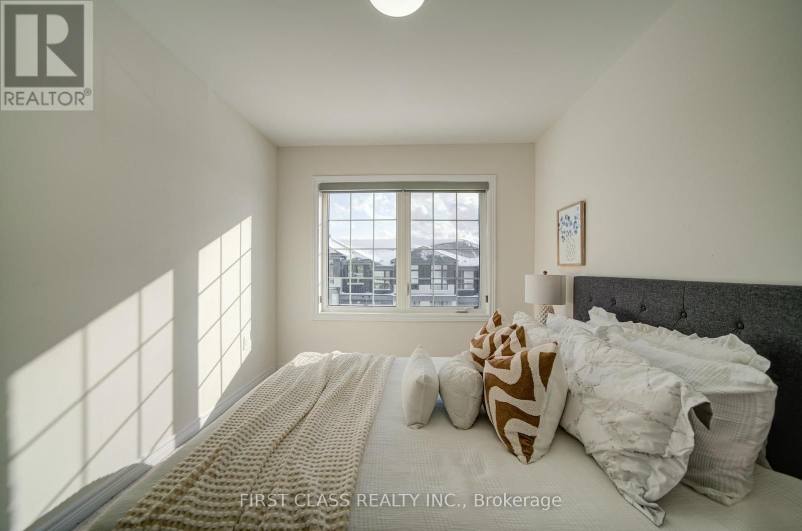 968 CORMORANT PATH Image 26