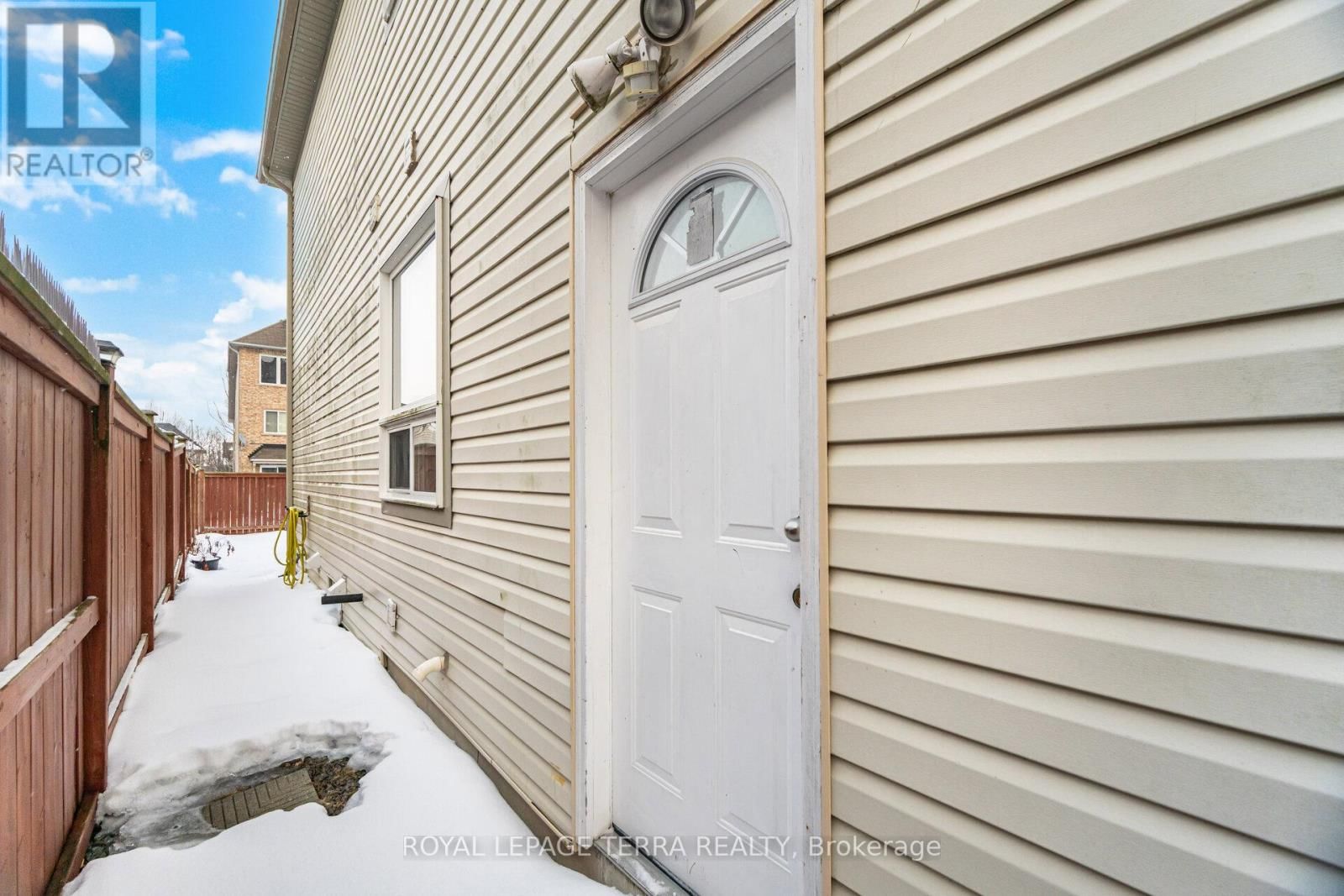 65 ALDONSCHOOL COURT Image 41