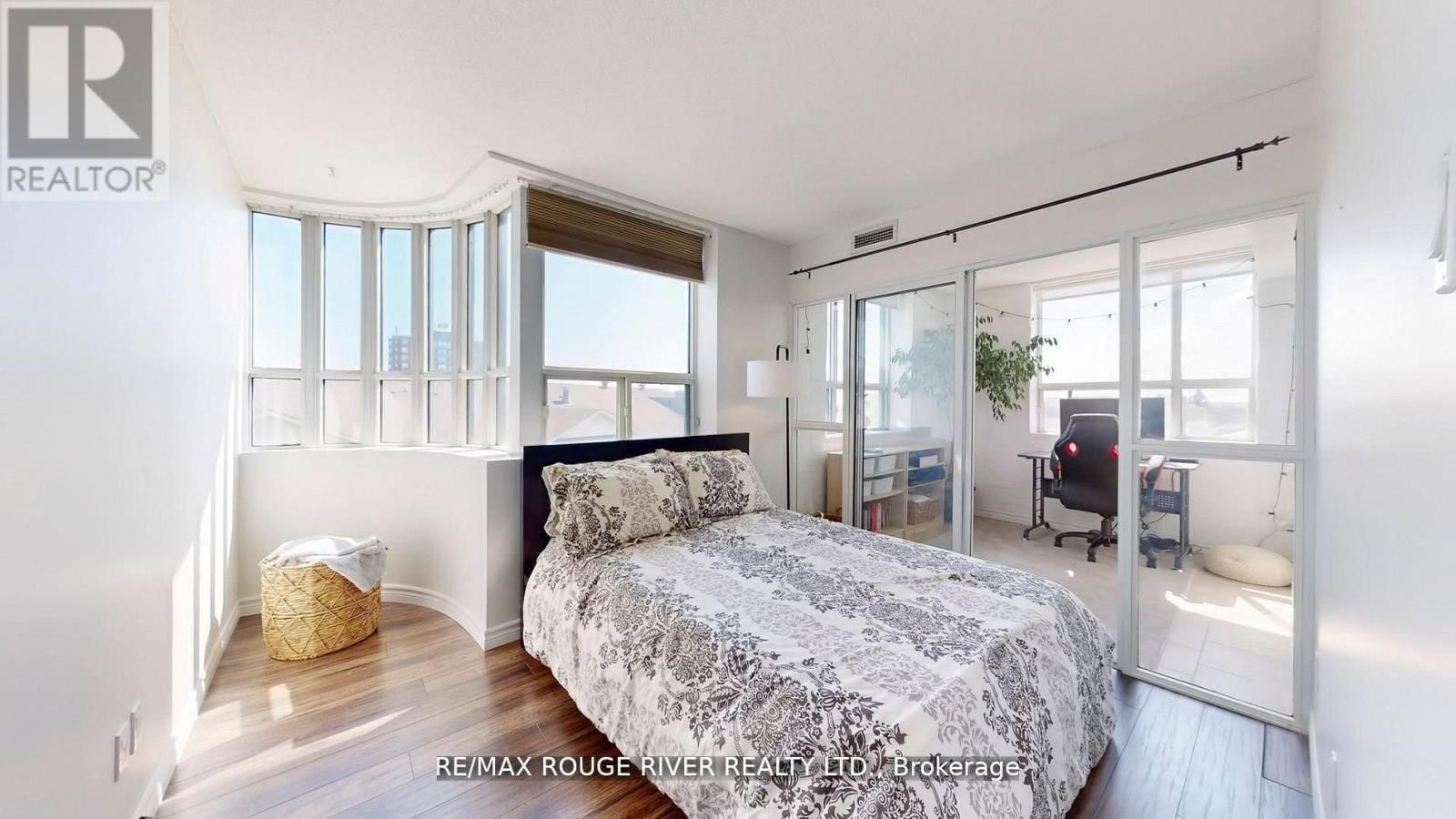 507 - 1655 PICKERING PARKWAY Image 8