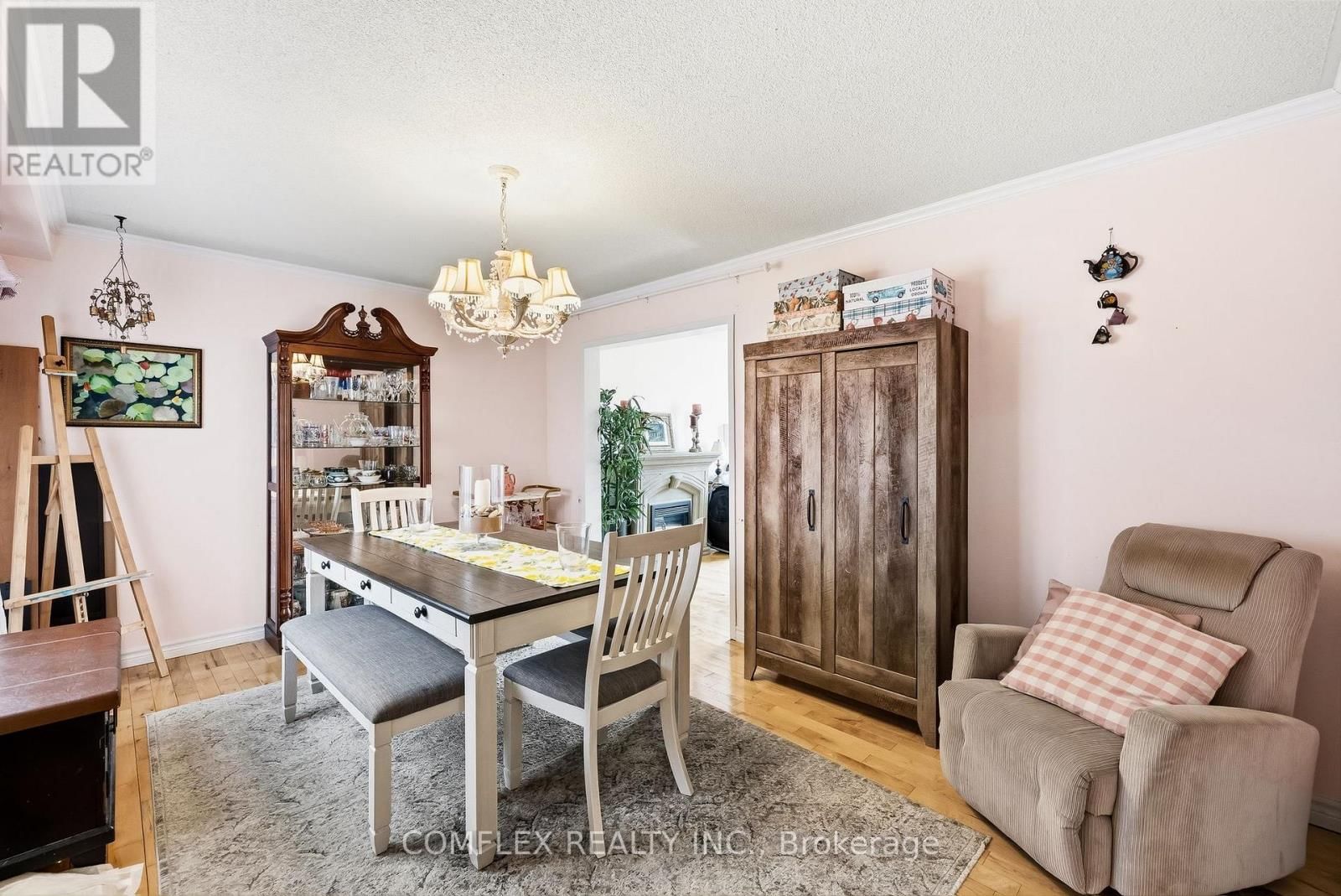 1045 BEAVER VALLEY CRESCENT Image 13