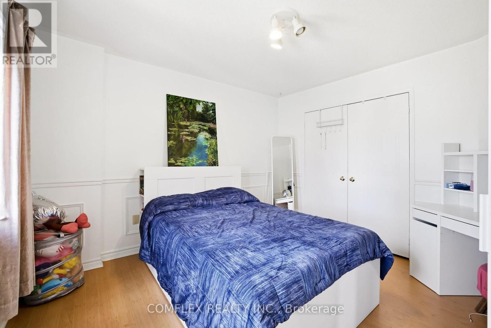 1045 BEAVER VALLEY CRESCENT Image 22