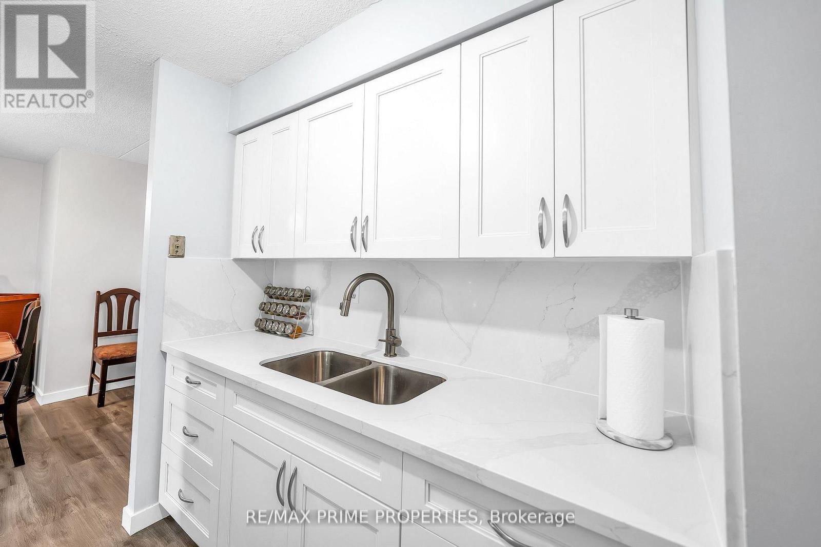 302 - 1535 DIEFENBAKER COURT Image 10