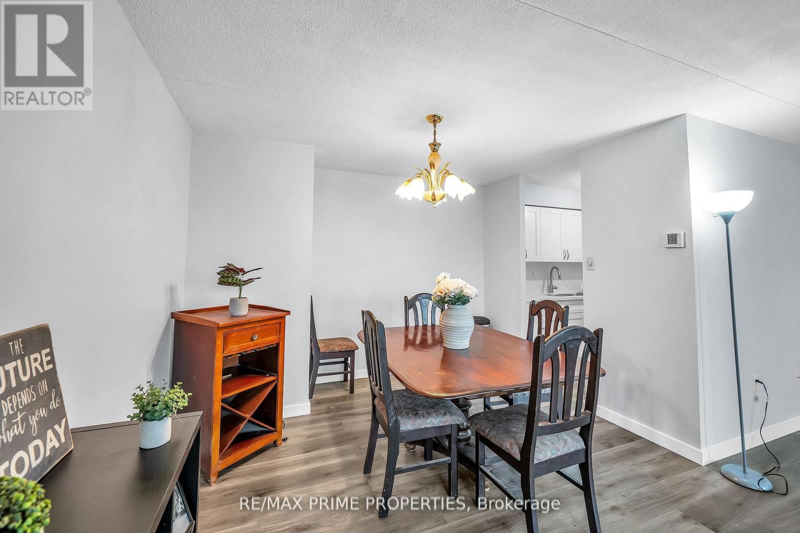 302 - 1535 DIEFENBAKER COURT Image 14