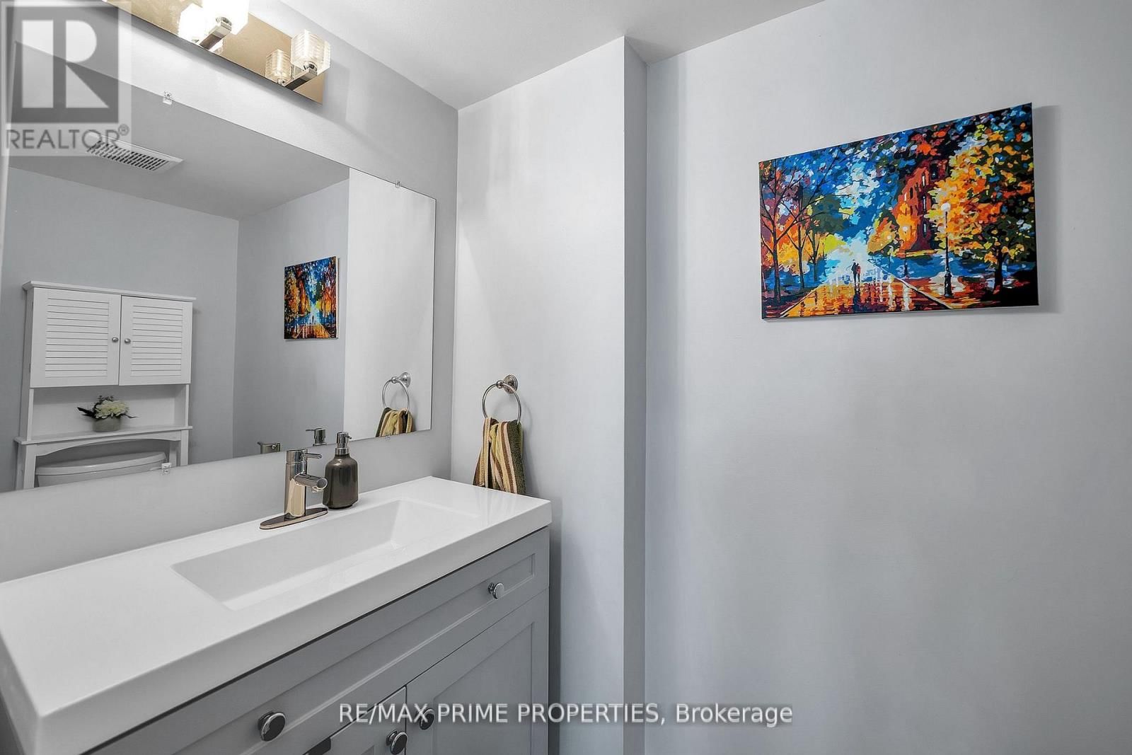 302 - 1535 DIEFENBAKER COURT Image 22