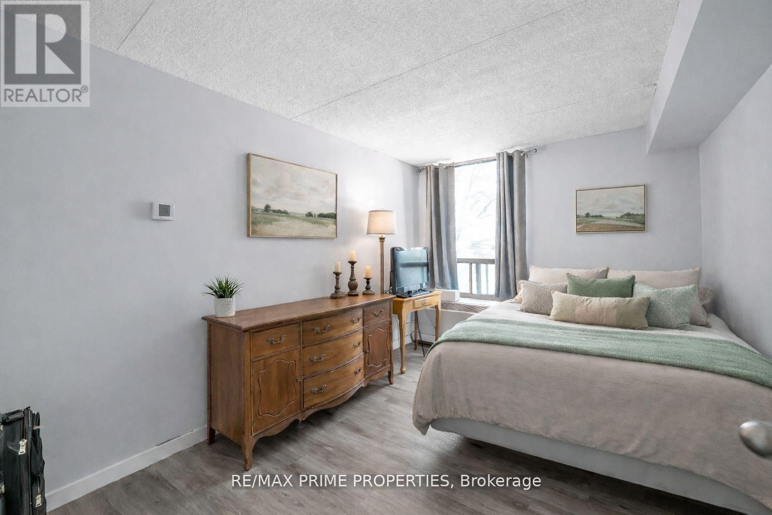 302 - 1535 DIEFENBAKER COURT Image 27