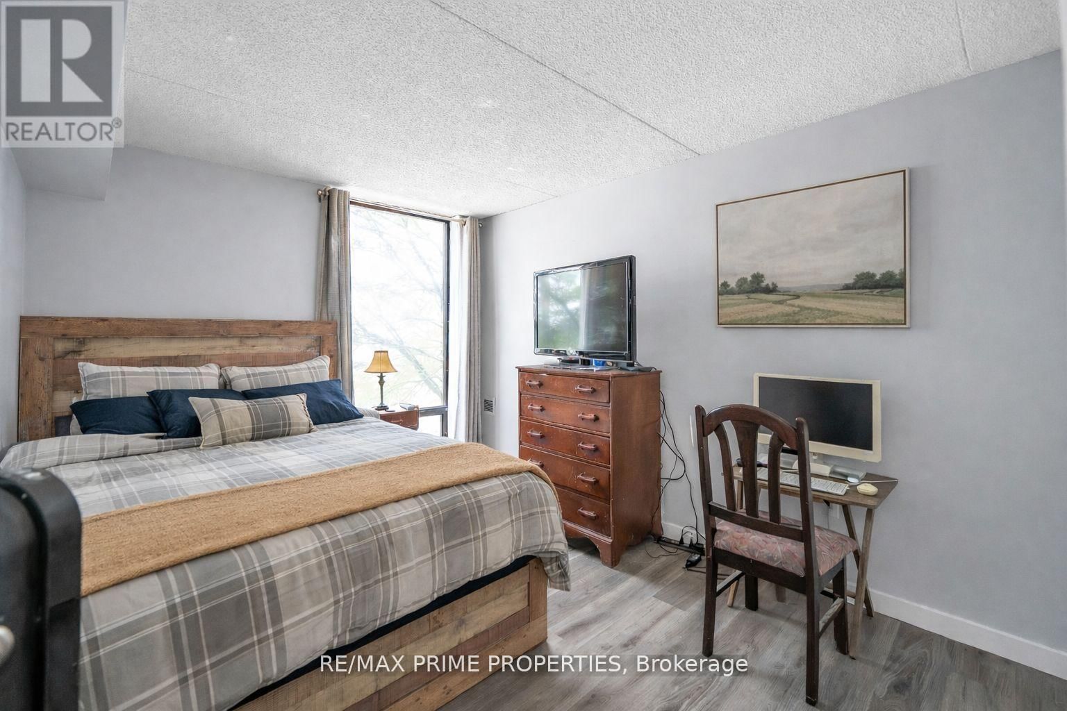 302 - 1535 DIEFENBAKER COURT Image 30