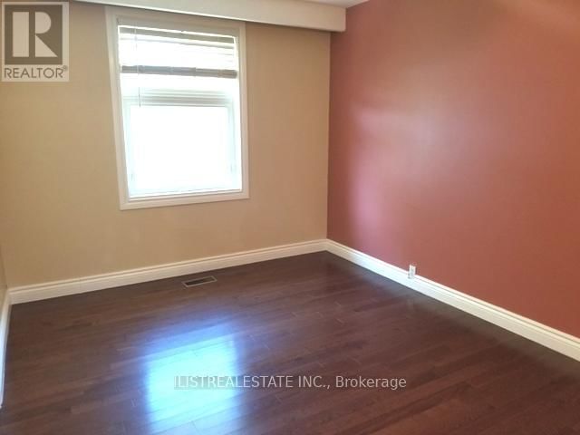 26 ARBUTUS CRESCENT Image 7