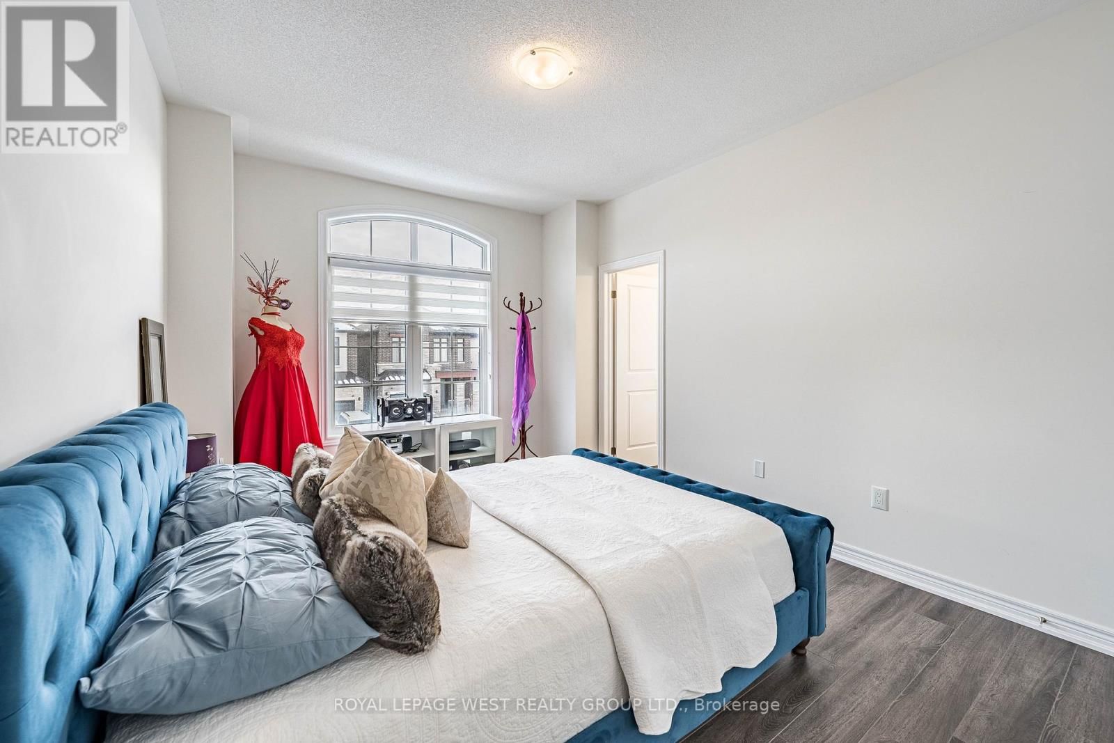 13 ARKSEY STREET Image 22