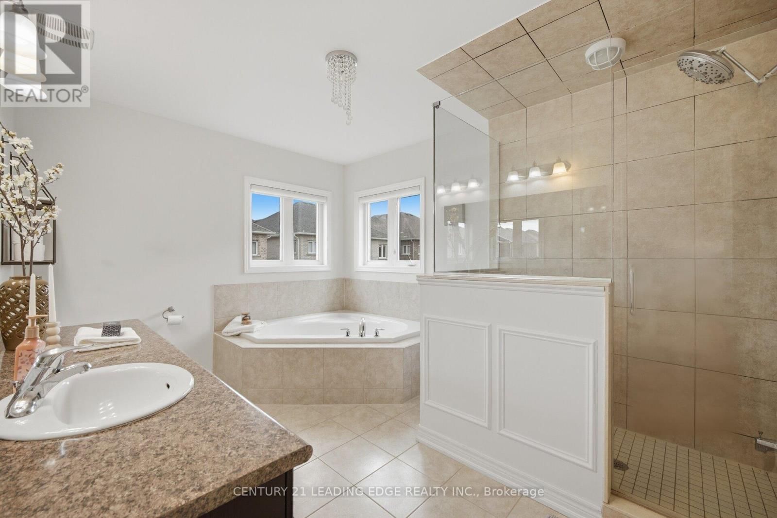 88 FRED JACKMAN AVENUE Image 20