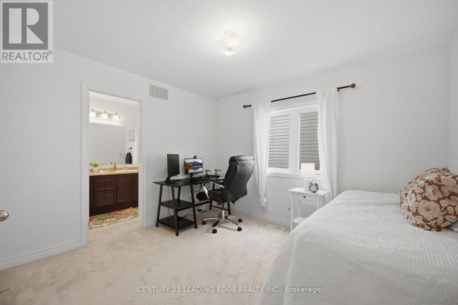 88 FRED JACKMAN AVENUE Image 25