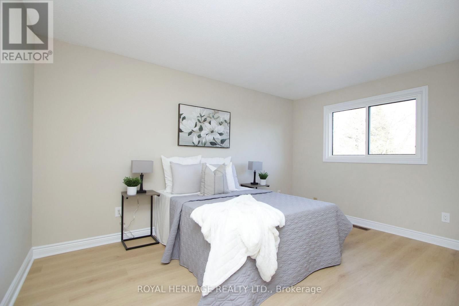 77 DEVONDALE STREET Image 16