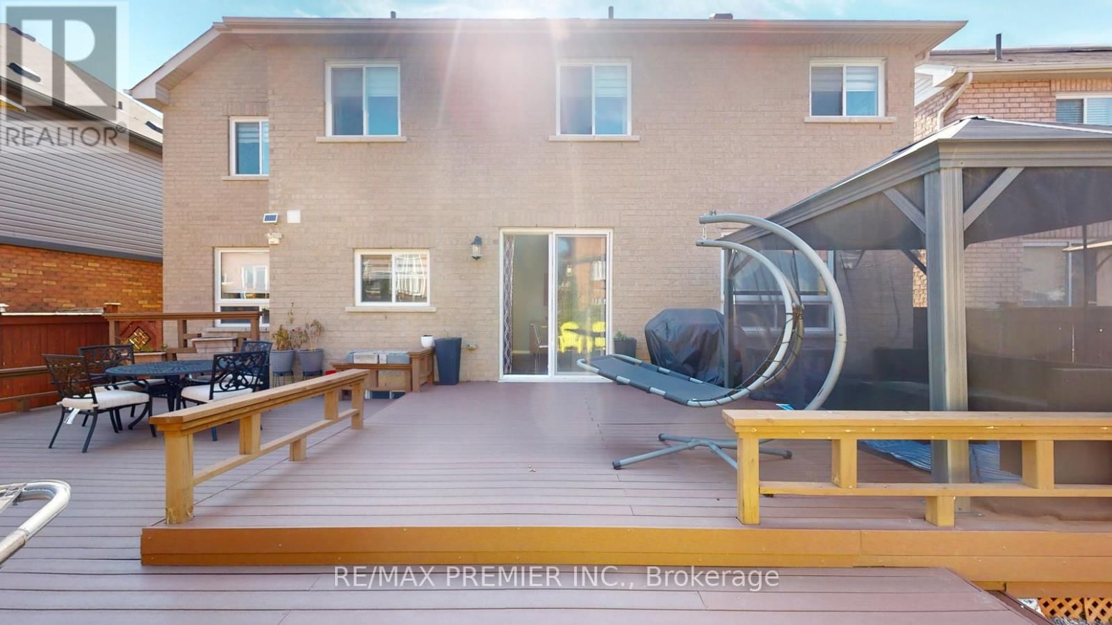 2307 PILGRIM SQUARE Image 24