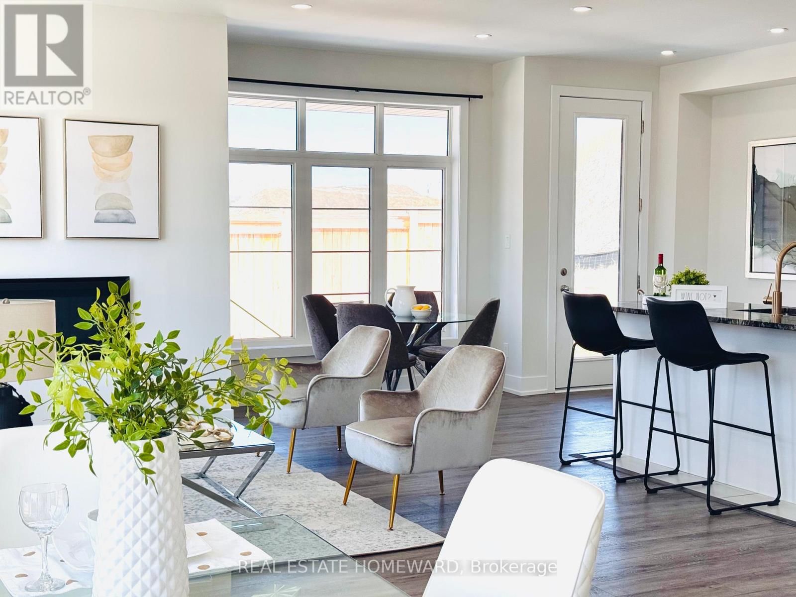 960 LOCKIE DRIVE Image 5