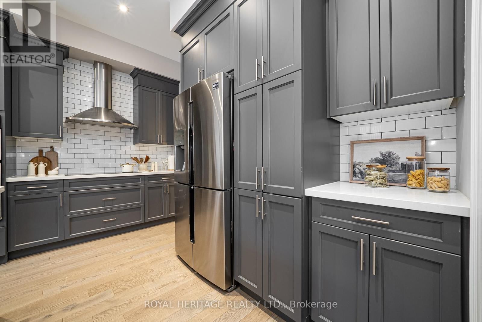 88 BRABIN CIRCLE Image 12