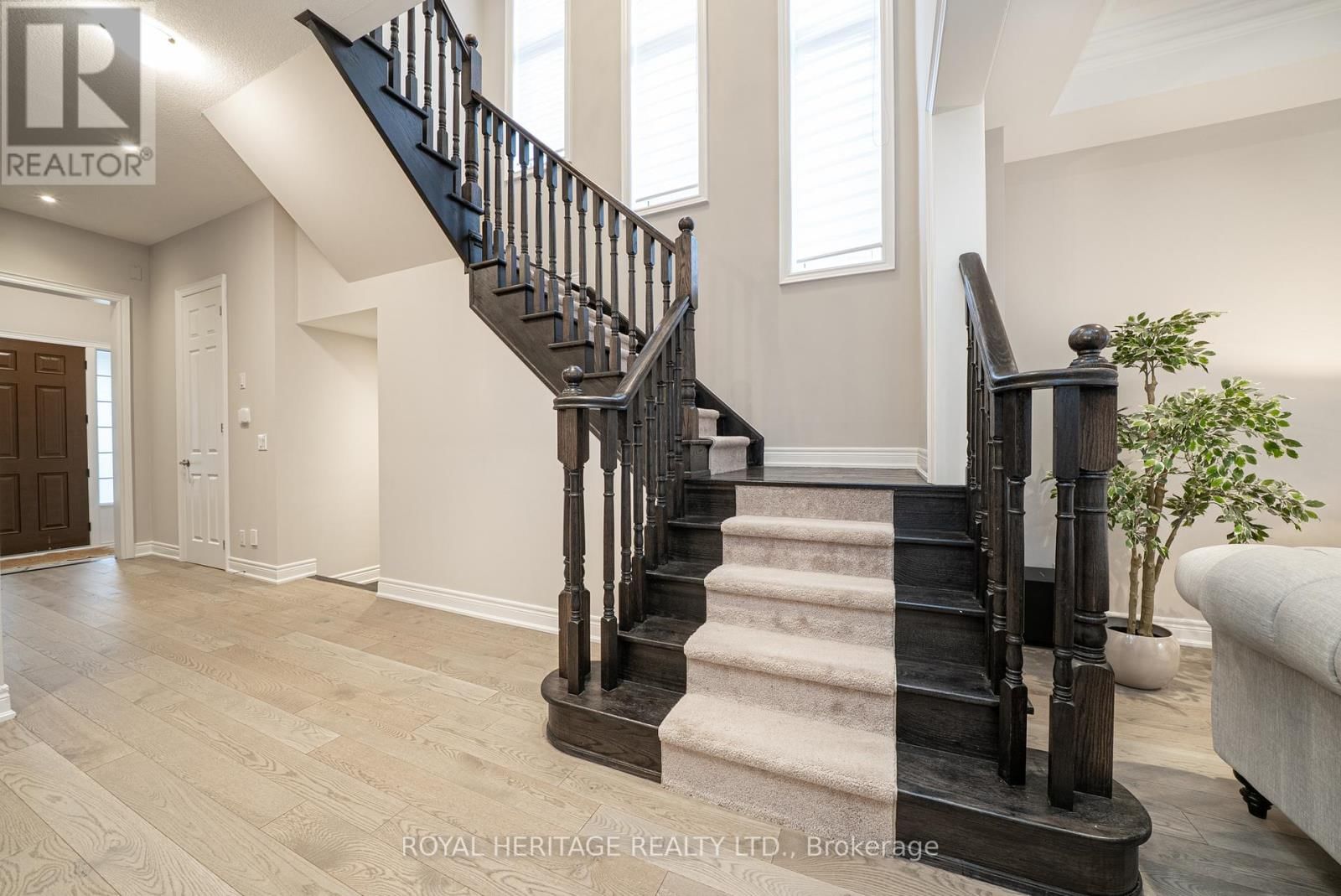 88 BRABIN CIRCLE Image 19