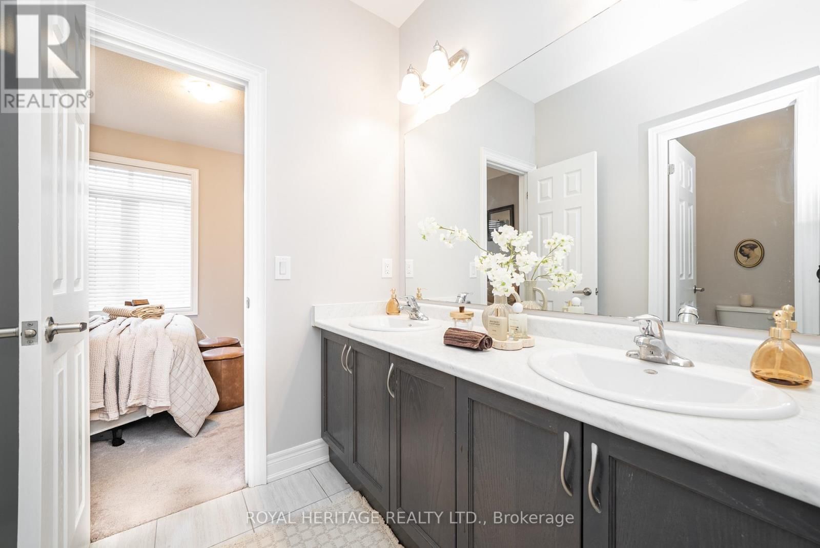 88 BRABIN CIRCLE Image 26