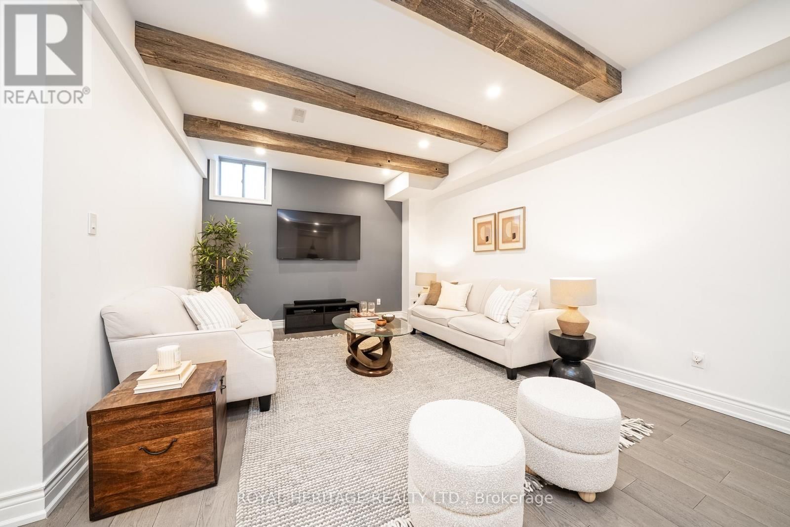 88 BRABIN CIRCLE Image 30