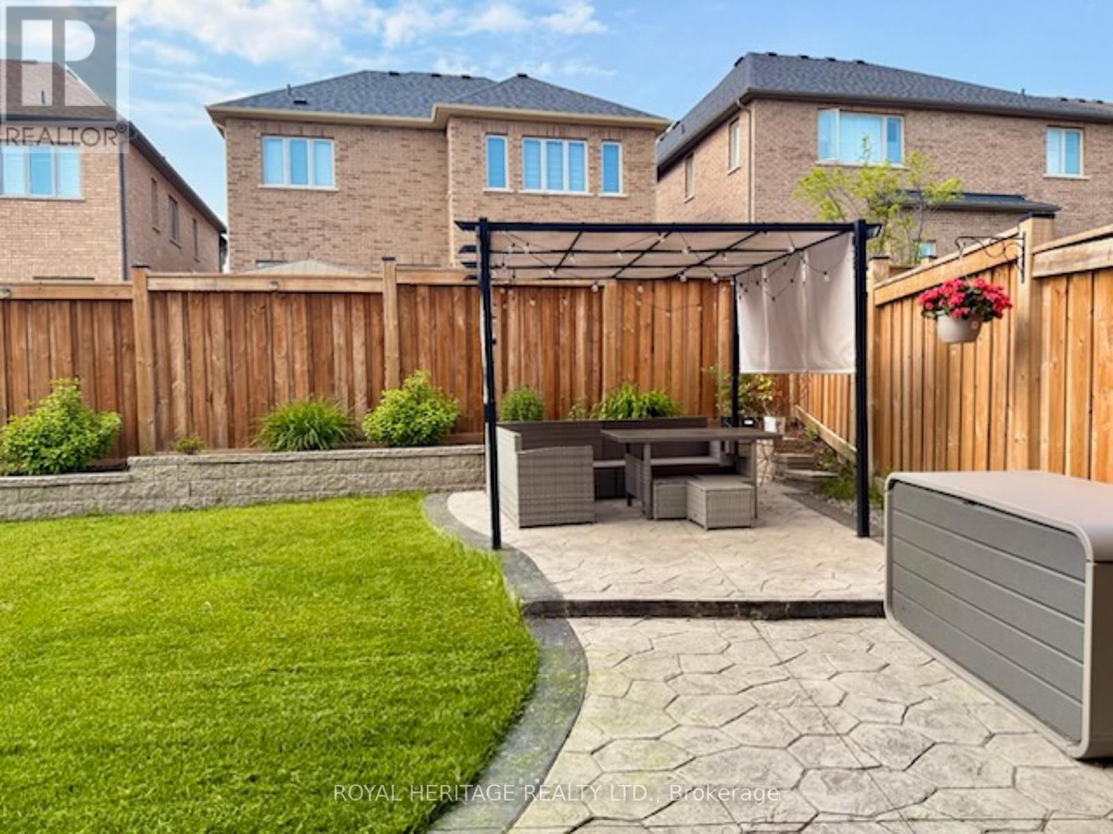 88 BRABIN CIRCLE Image 37