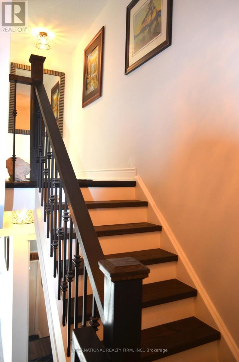 15 - 222 PEARSON STREET Image 12