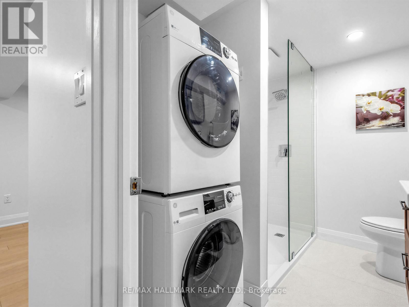 1045 PHARMACY AVENUE Image 39