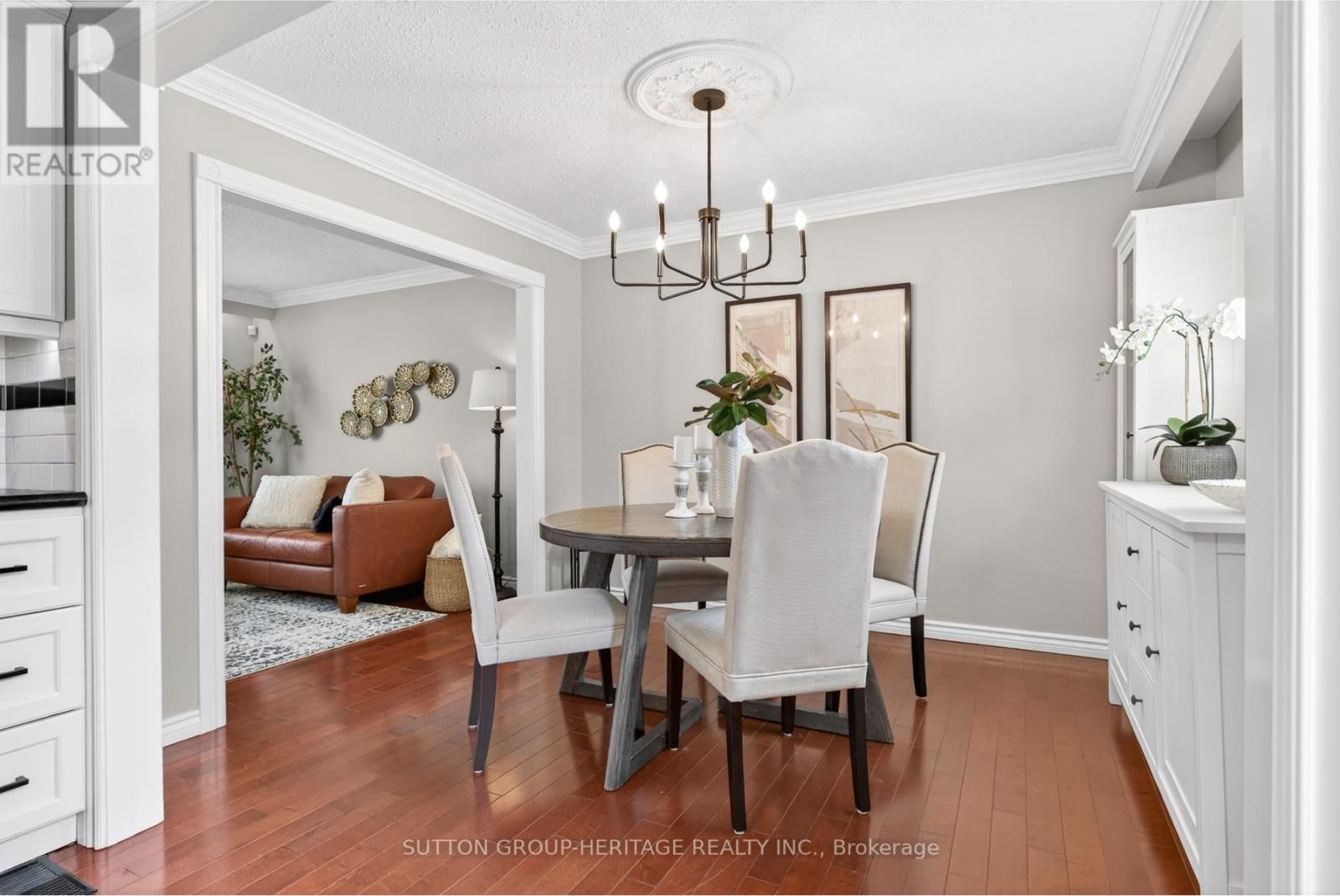 762 CLIFTON DRIVE Image 15