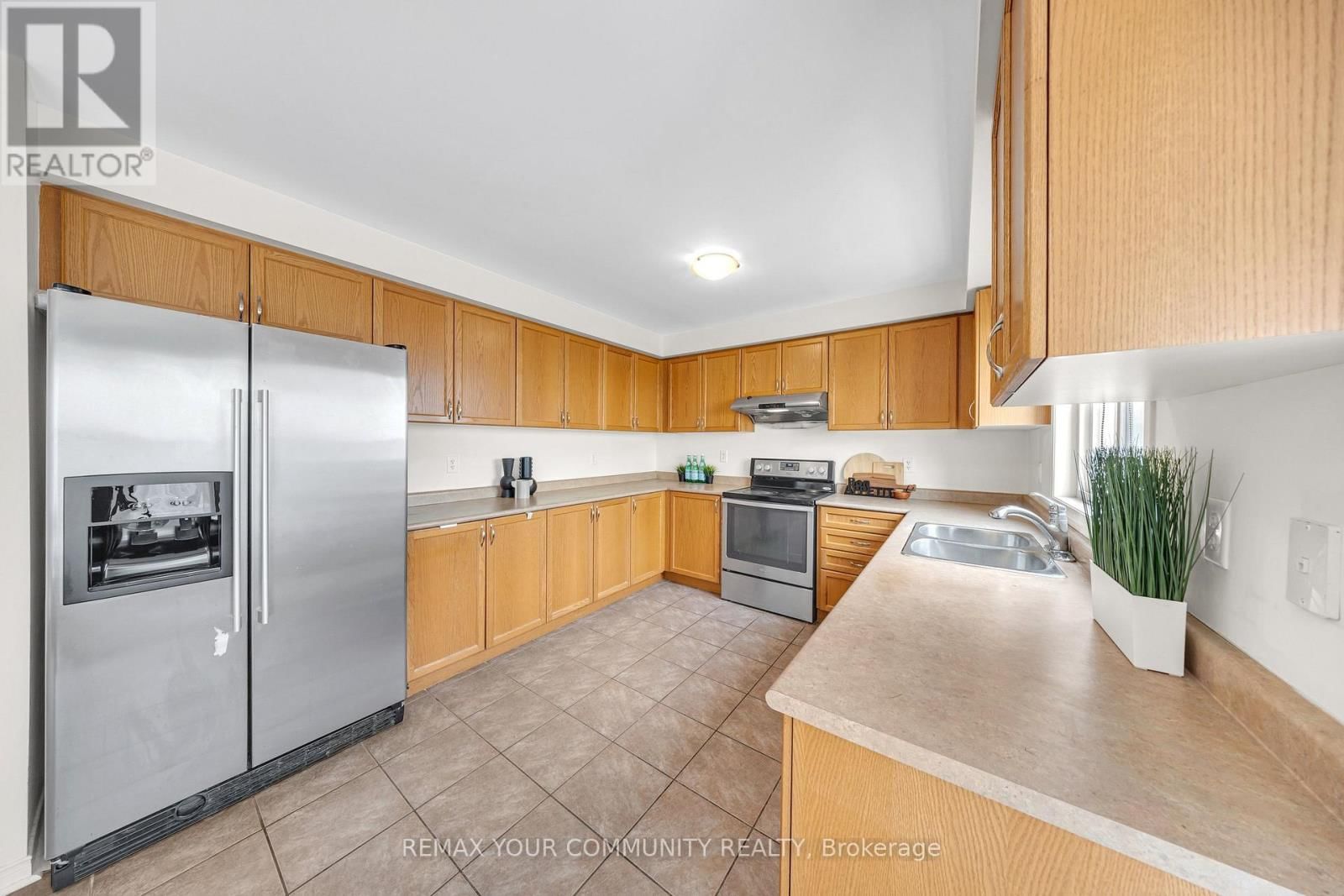 12 WARBURTON DRIVE Image 19