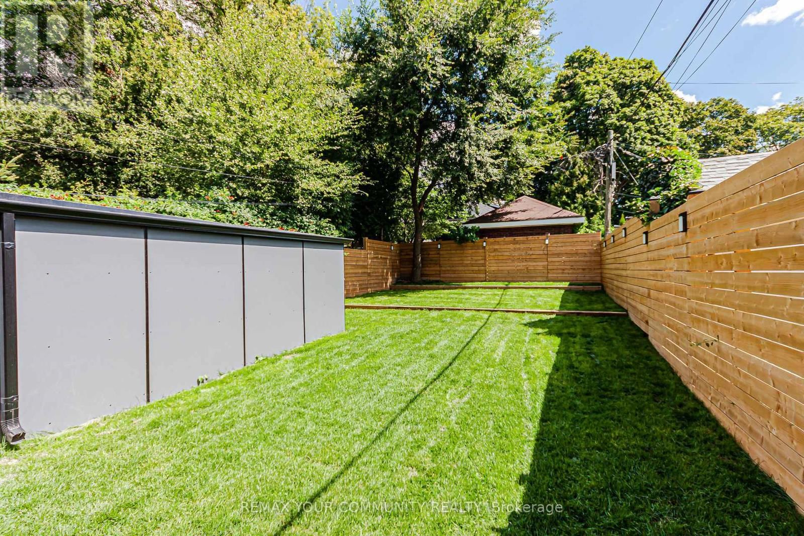 89 GAINSBOROUGH ROAD Image 34