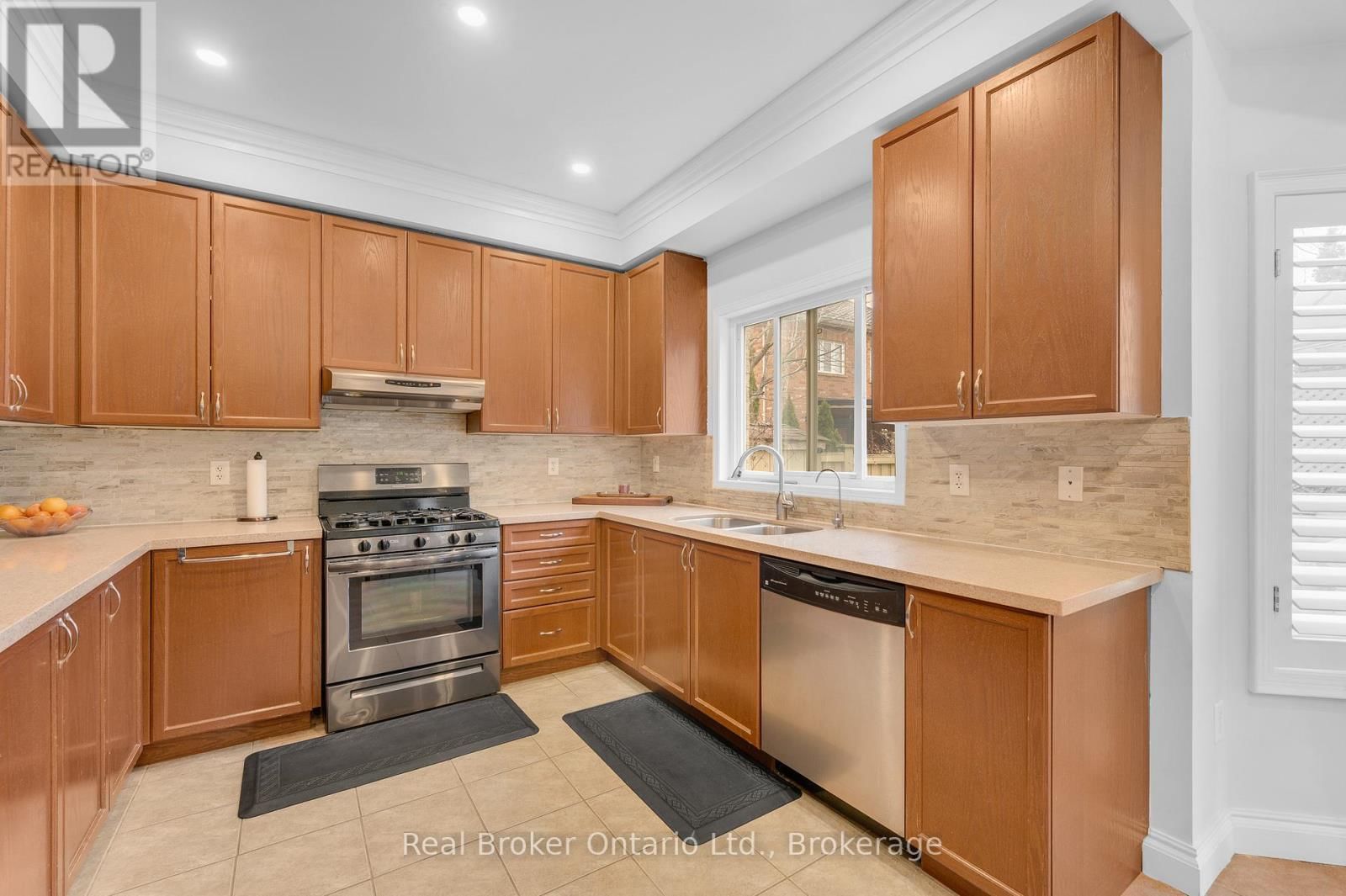 6 WILSONGARY CIRCLE Image 17