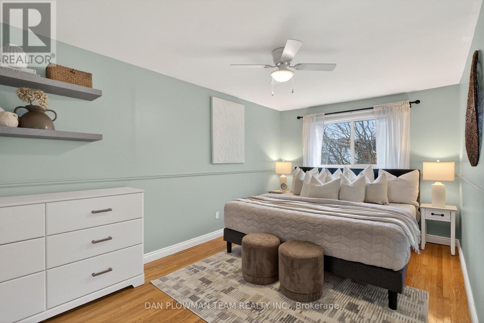 502 SEDAN CRESCENT Image 14