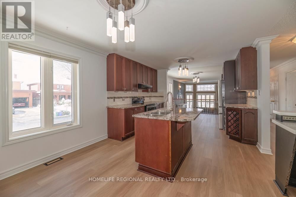 99 GOODMAN DRIVE Image 11