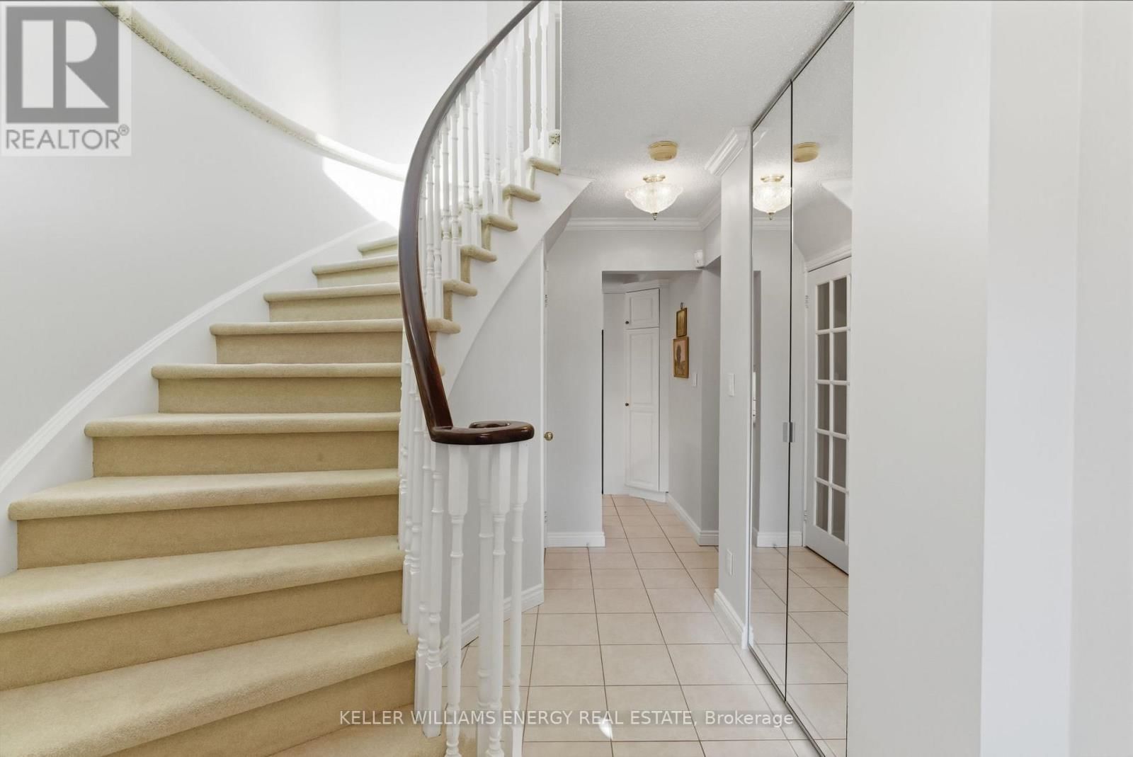 55 CECIL FOUND CRESCENT Image 18