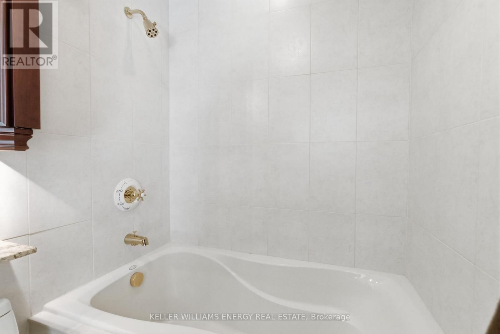 55 CECIL FOUND CRESCENT Image 25