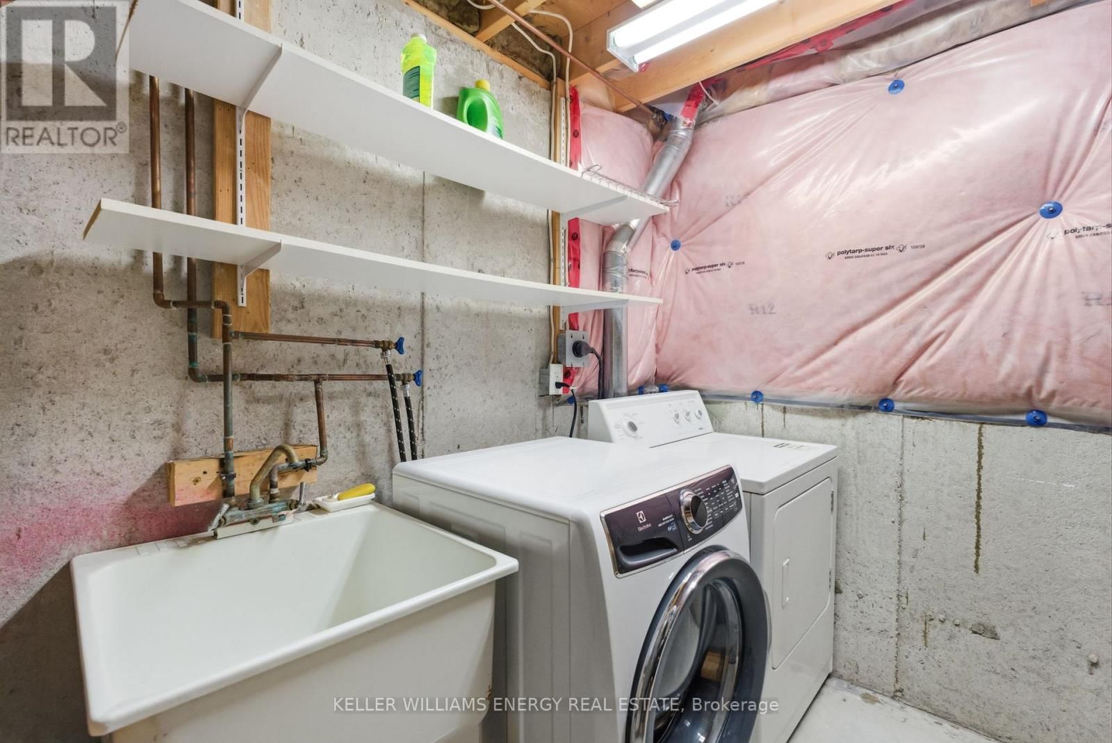 55 CECIL FOUND CRESCENT Image 36