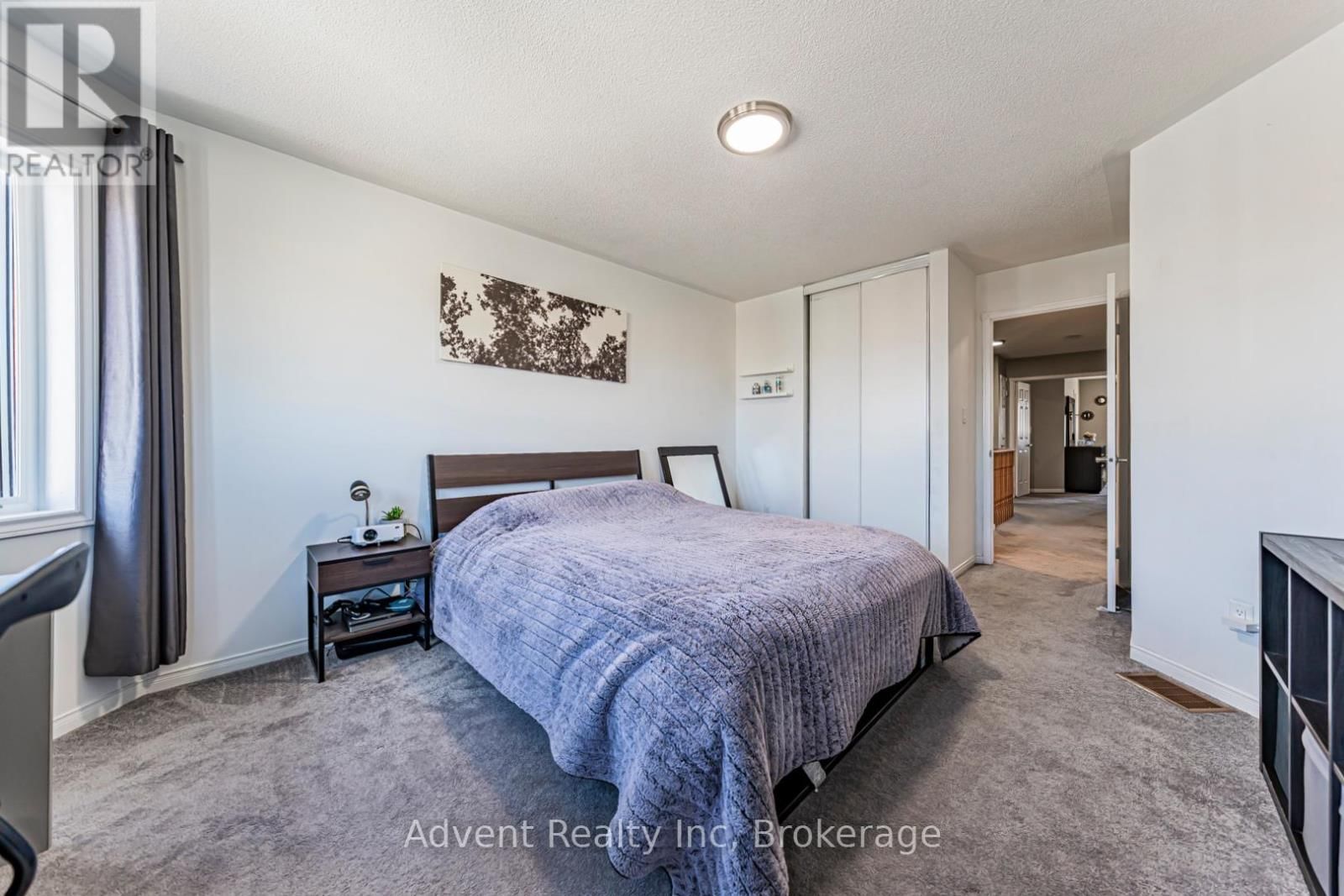 16 HIBBARD DRIVE Image 26