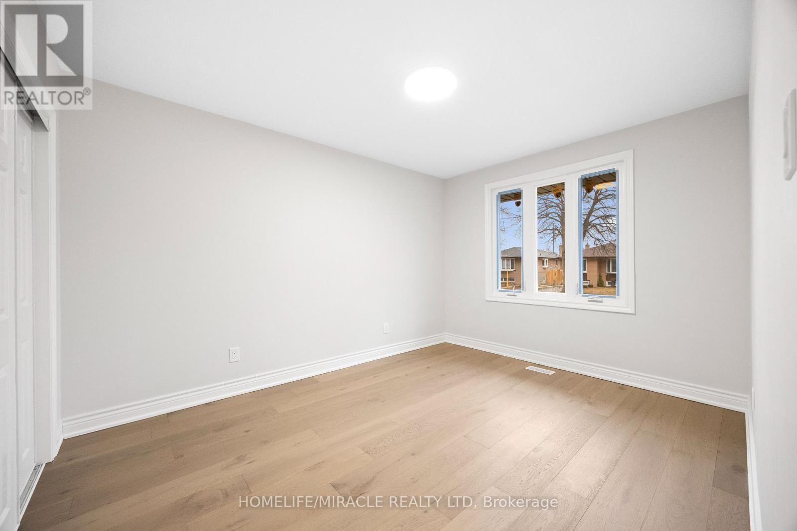 46 FLINTWICK DRIVE Image 25