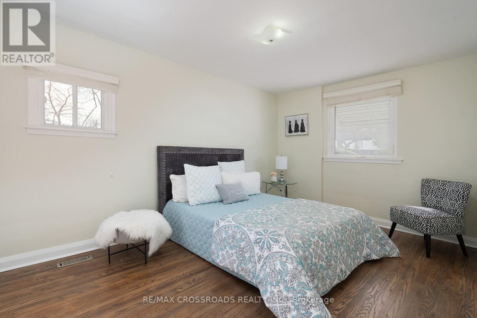 42 BENLEIGH DRIVE Image 15