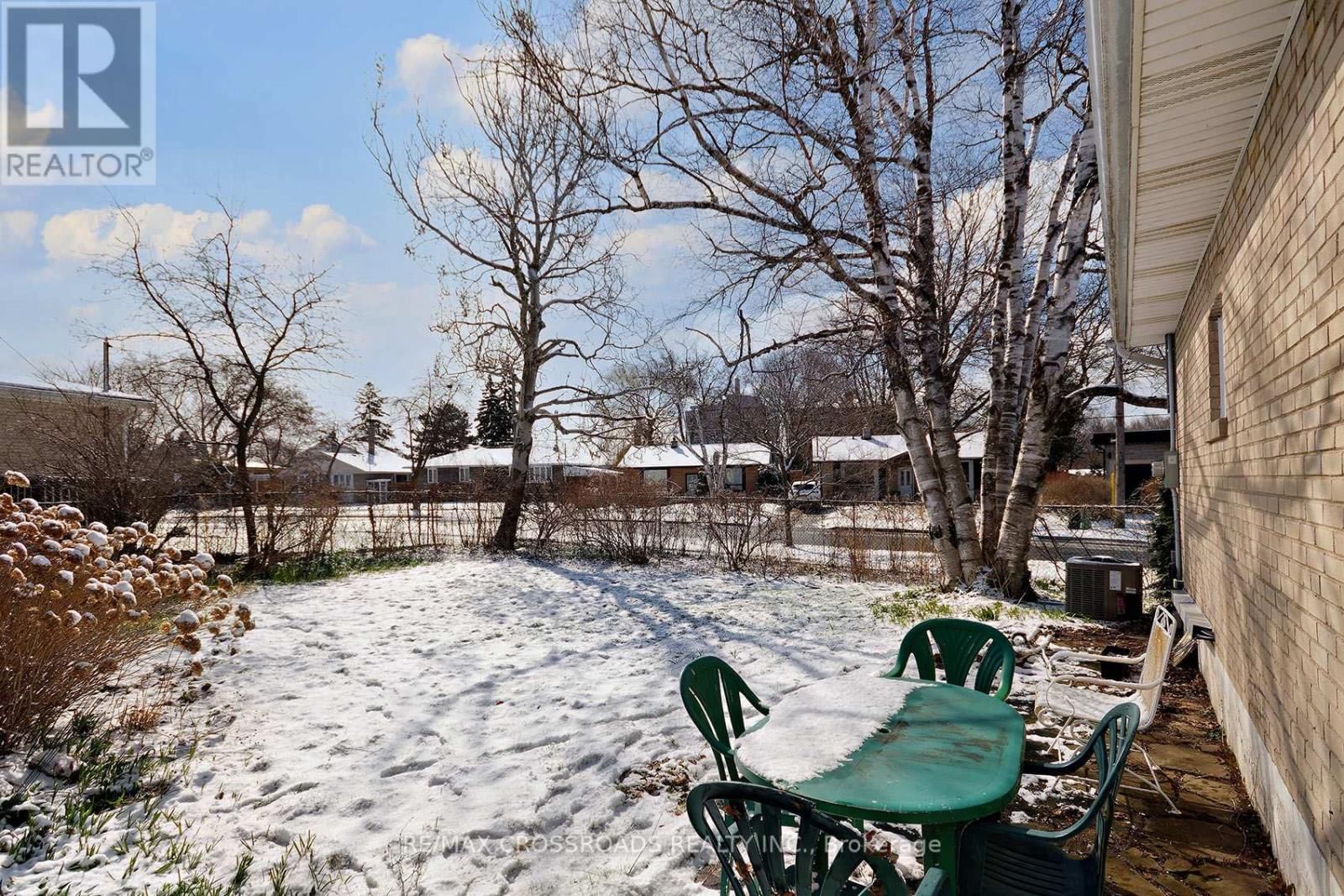 42 BENLEIGH DRIVE Image 29